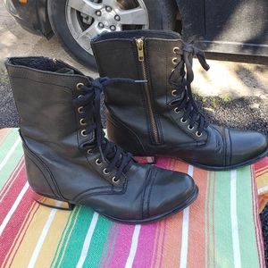 Steve madden leather combat boots size 8 used